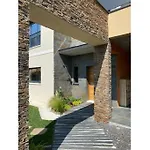 La Des Trois Pins Villa *